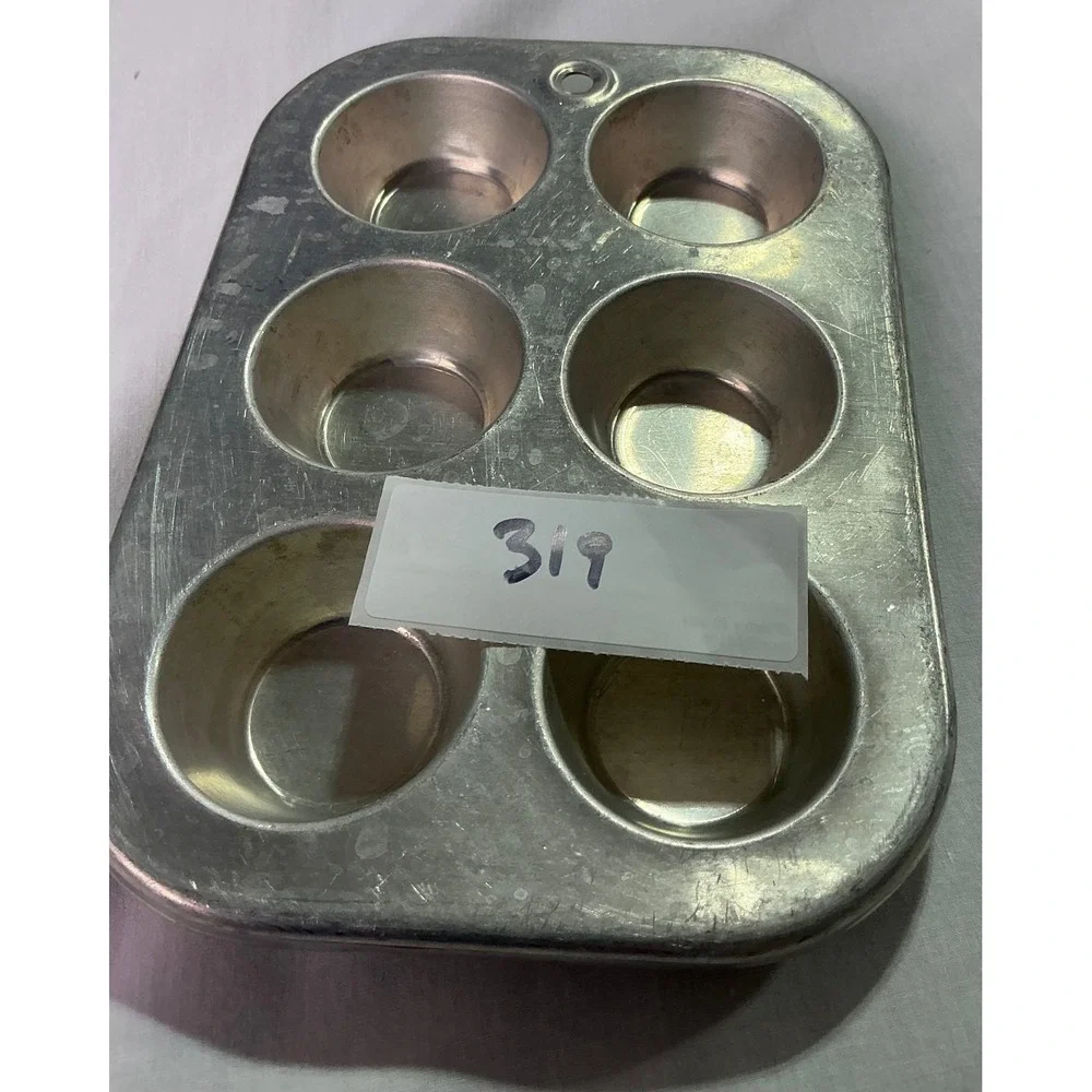 Vintage 6 Cup Aluminum Muffin Pan Small Cupcake Baking Tin USA Farmhouse
